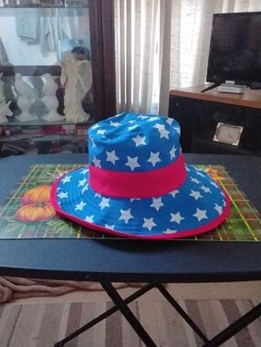 Star Print Blue Sun Hat with Red Band
